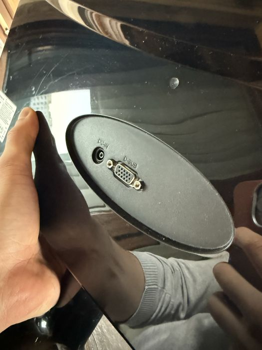 Монитор LG Flatron E2240S-PN Продается