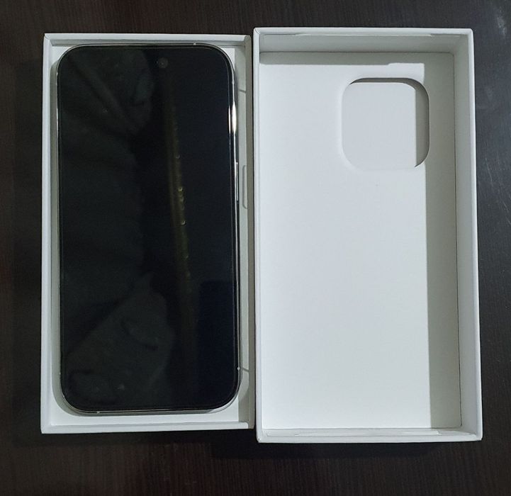 Iphone 14 pro silver sotiladi
