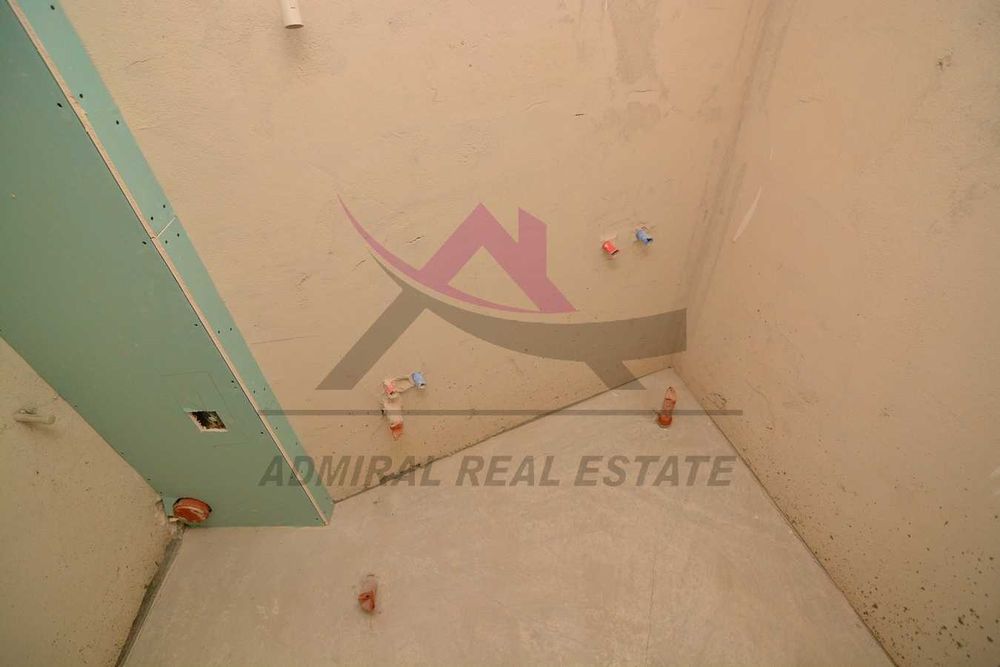 Продава се Тристаен апартамент в Варна, Бриз - 110 кв.м за 2319 €/кв.м - Снимка #2