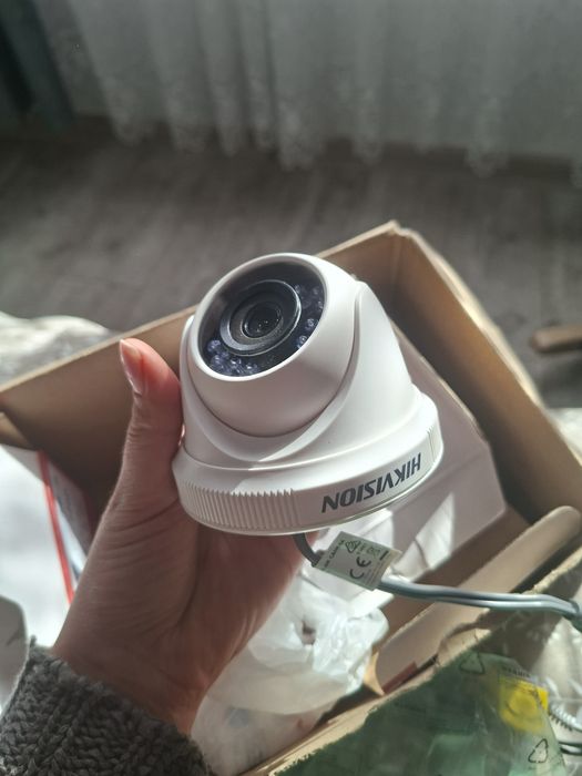 3x Camere supravcamere de supraveghere Hikvision 720P – NOI, NEFOLOSITE