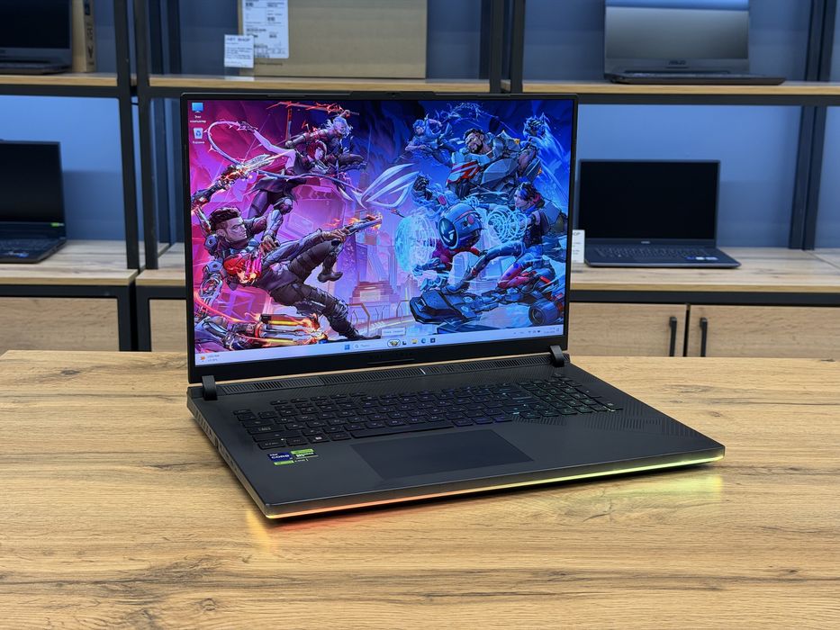 Asus ROG Strix SCAR 18 | Intel Core i9 14900HX | RTX4080 | Ноутбук