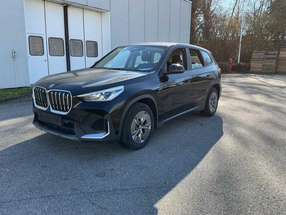 Dezmembrez bmw ix1 2023