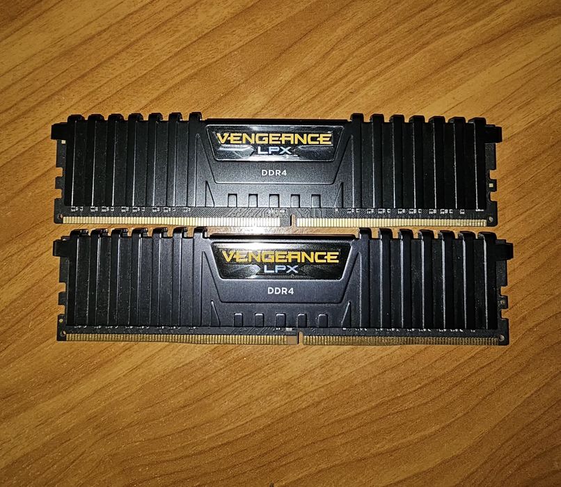 Ram corsair 16gb ddr4 3600mhz cl18