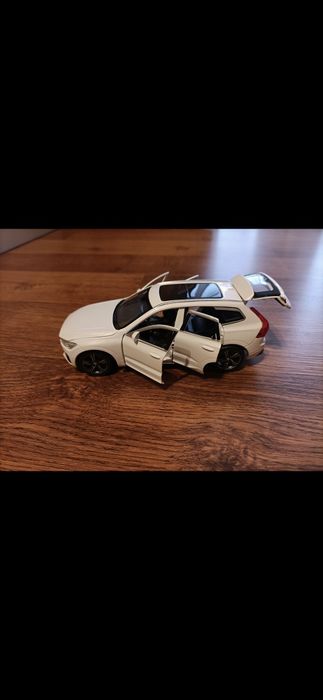 Macheta metalica Volvo XC60