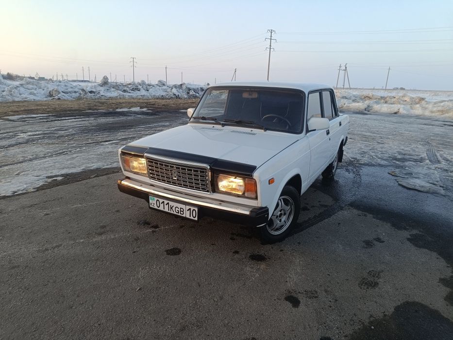 Продам автомобиль ваз 2107