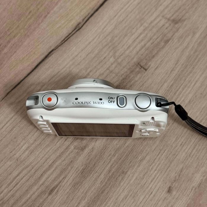Nikon Coolpix W100
