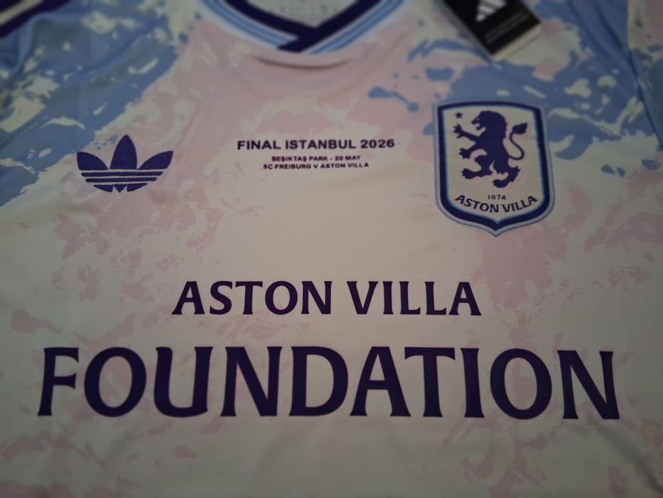 Екип Aston Villa размер L