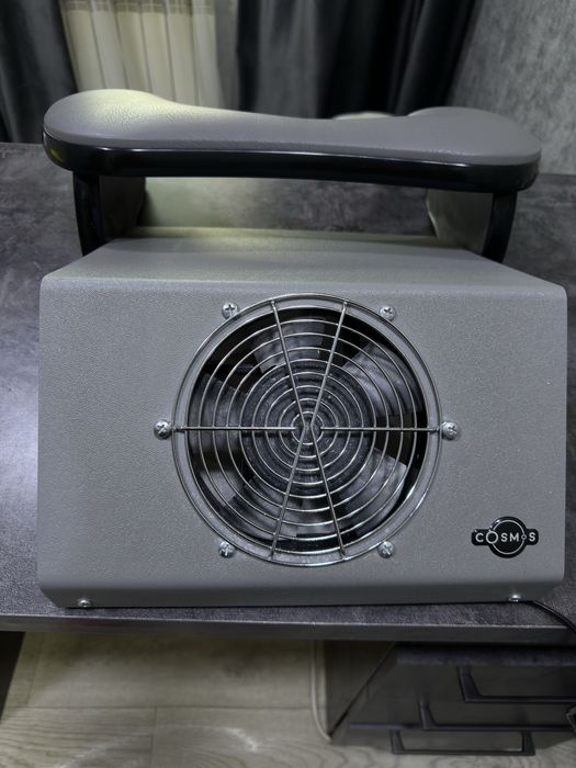 Продам стол для маникюра