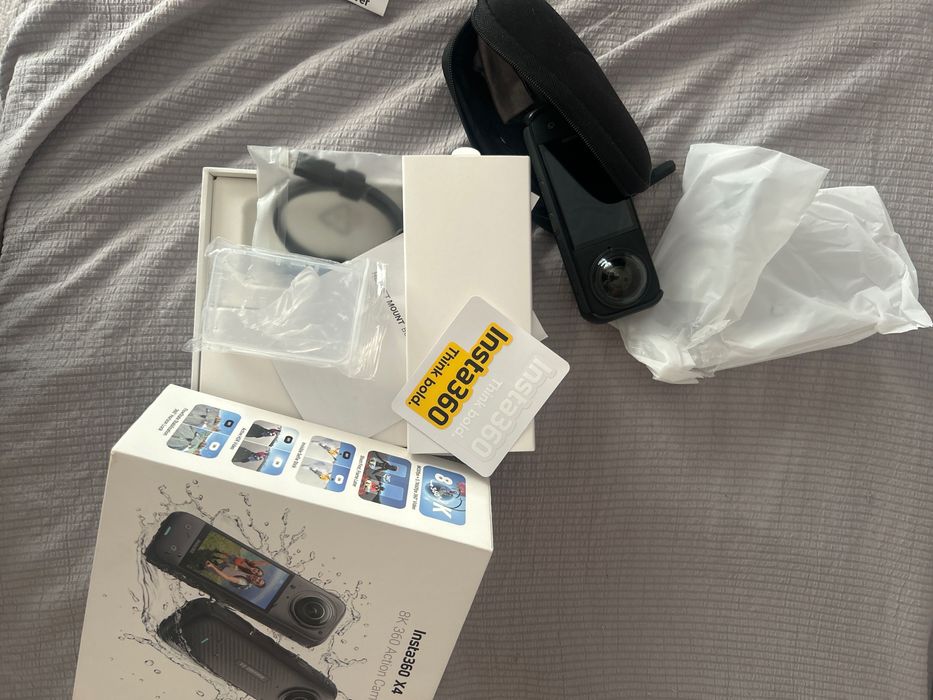 Продам экшн камеру Insta 360x4 в отличном состоянии без повреждений