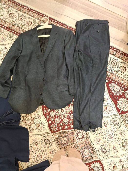 Мужские костюмы 54–56