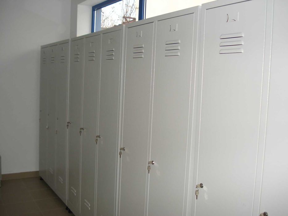 Шкаф металлический, архивный, раздевальный. Metal shkaf