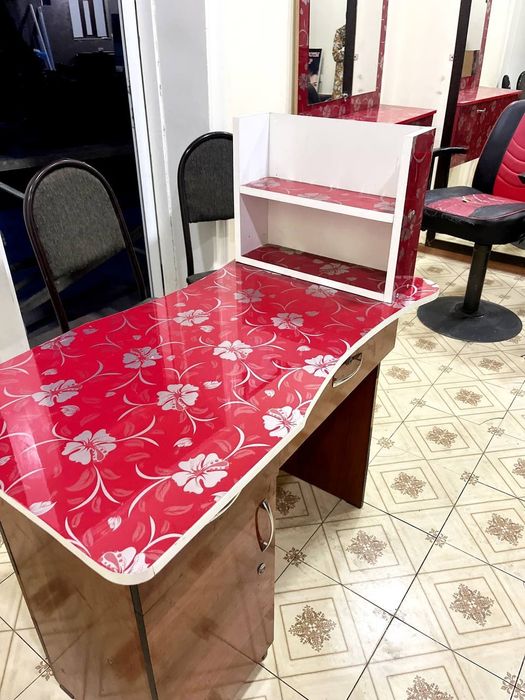 Salon stol stullari sotiladi