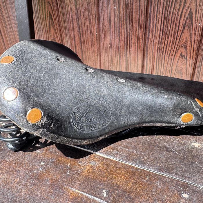 Седалка Brooks B66