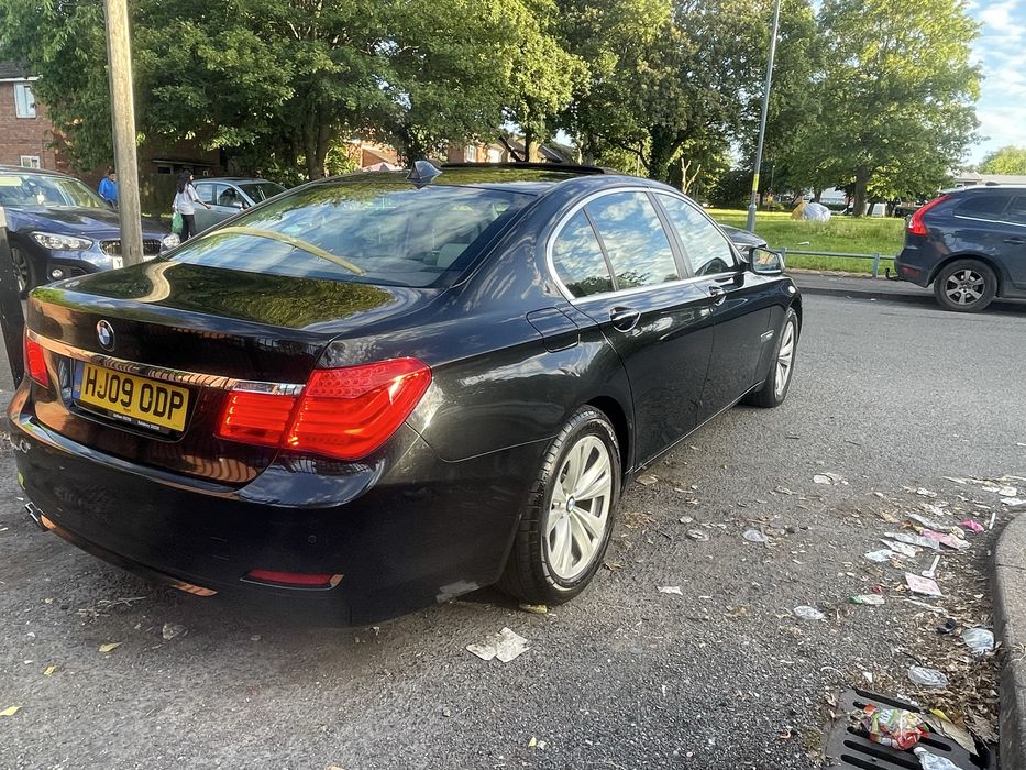 BMW 7 Series 2009 — imagine 4