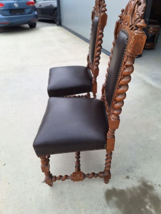 2 броя стари ( ретро ) столове