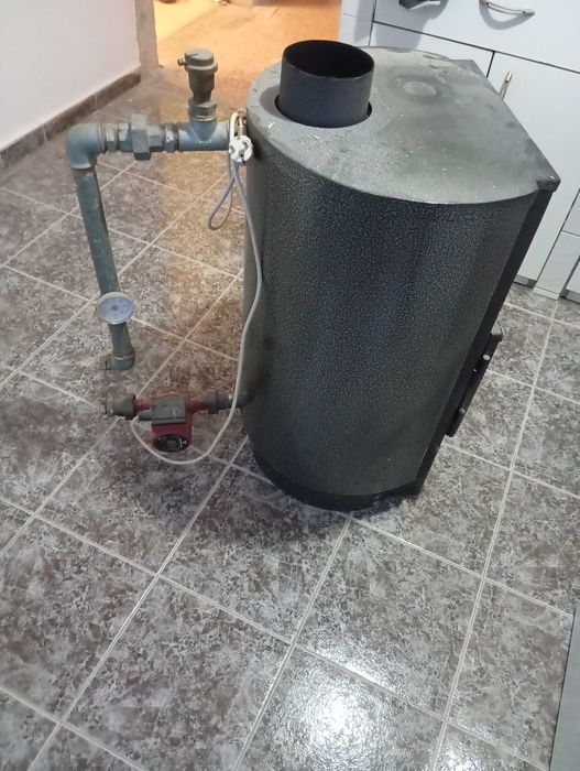 Камина с водна риза