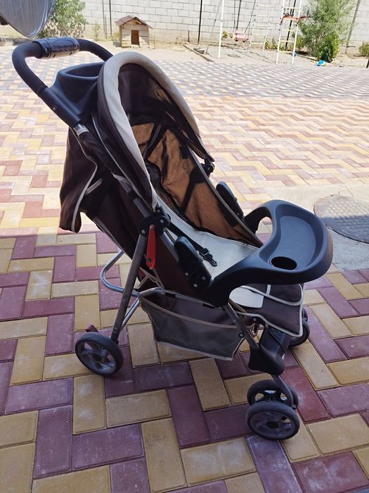 Коляска для ребенка