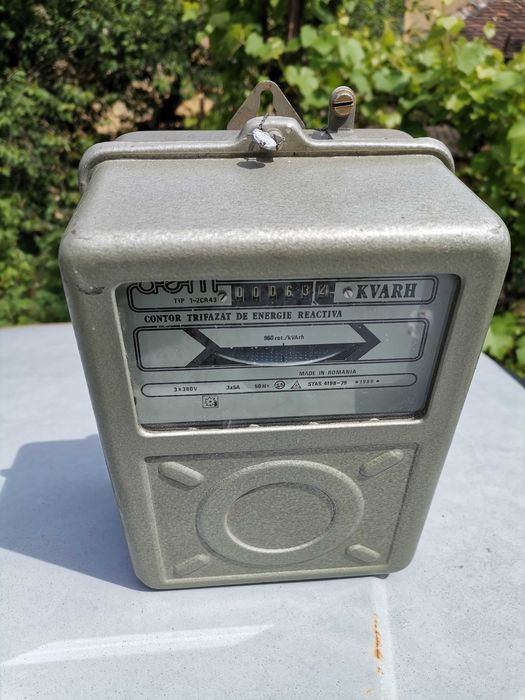 Contor trifazat produs in Romania, putin folosit