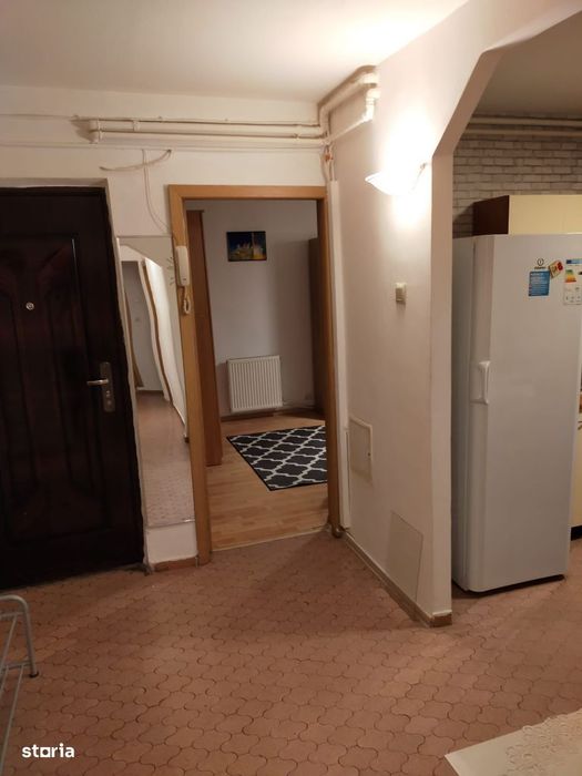 Apartament 3 camere, decomandat | Liber | metrou Eroii Revolutiei |