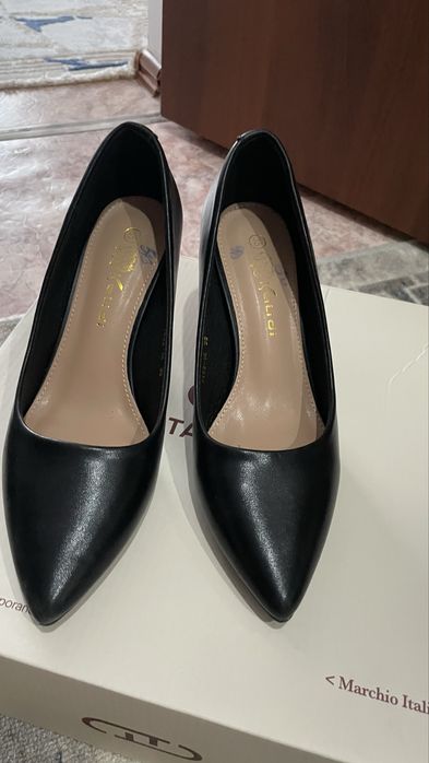 Новый туфли сатамын