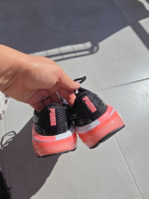 Маратонки Puma.Pазмер 37,5