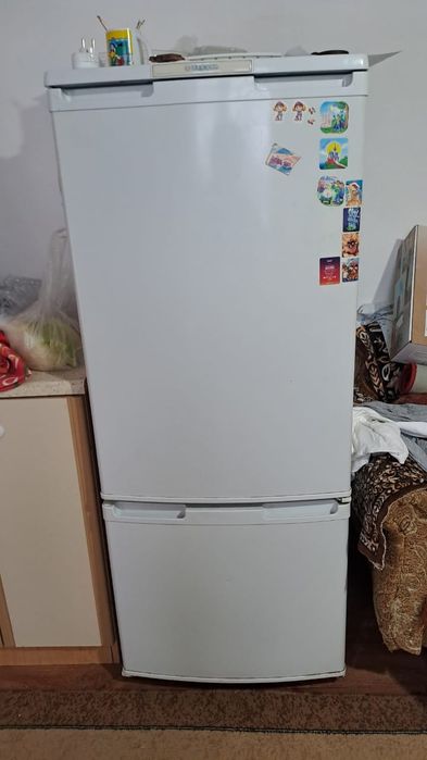 Продам холодильник