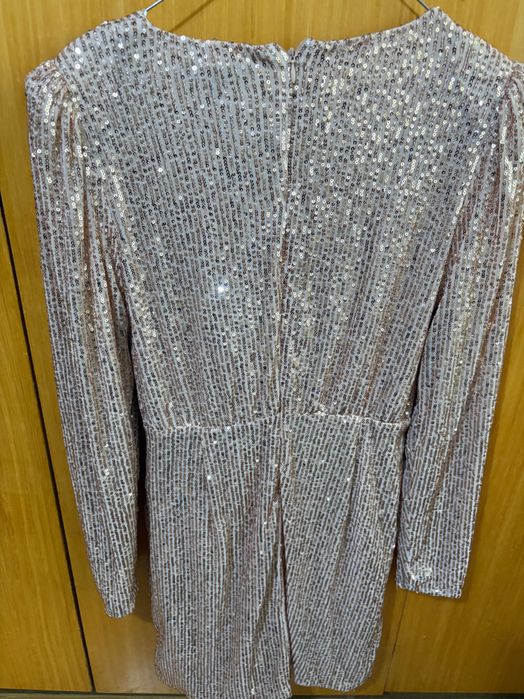 Дамска рокля с брокат