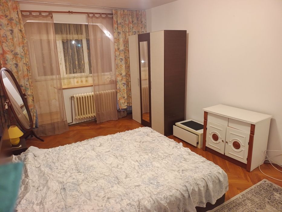 Apartament,3 camere de închiriat, Alexandru,71m2,Familial-bulev