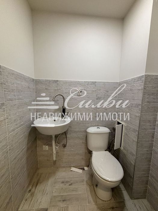 Дава се под наем Офис в Шумен, Център - 36 кв.м за 280.5 € - Снимка #5