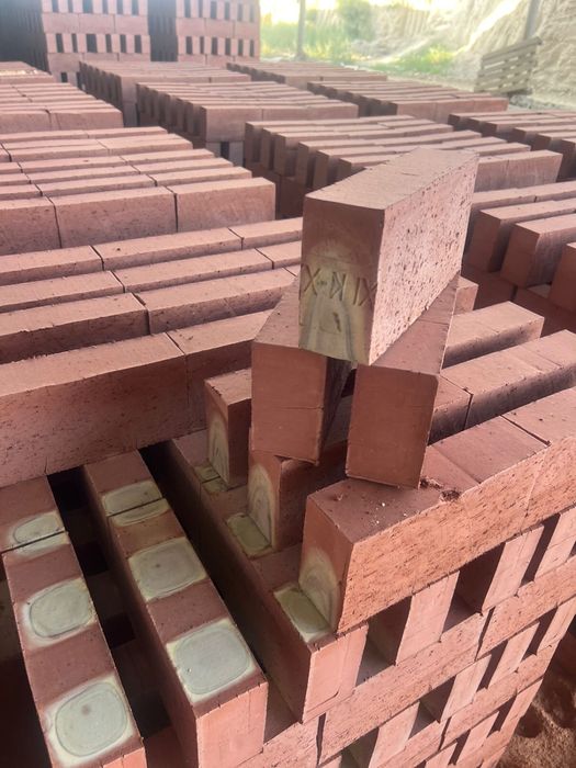 Забутовочный кирпичи