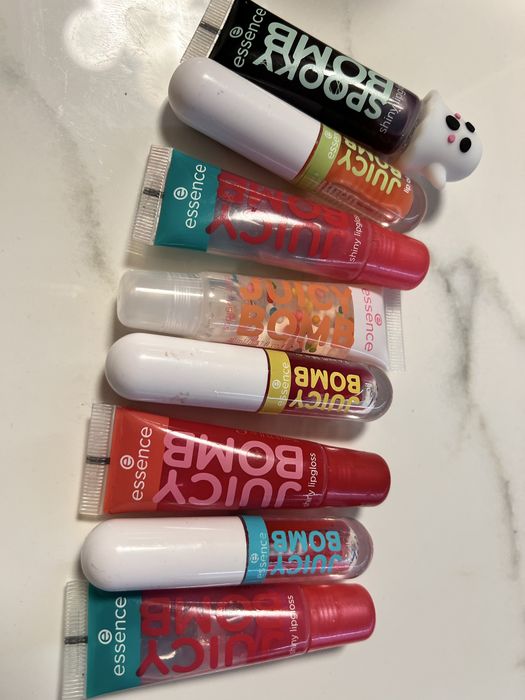 Essence Juicy bomb collection 8 детски глос червило вазелин