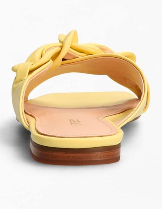 Естествена кожа чехли Guess