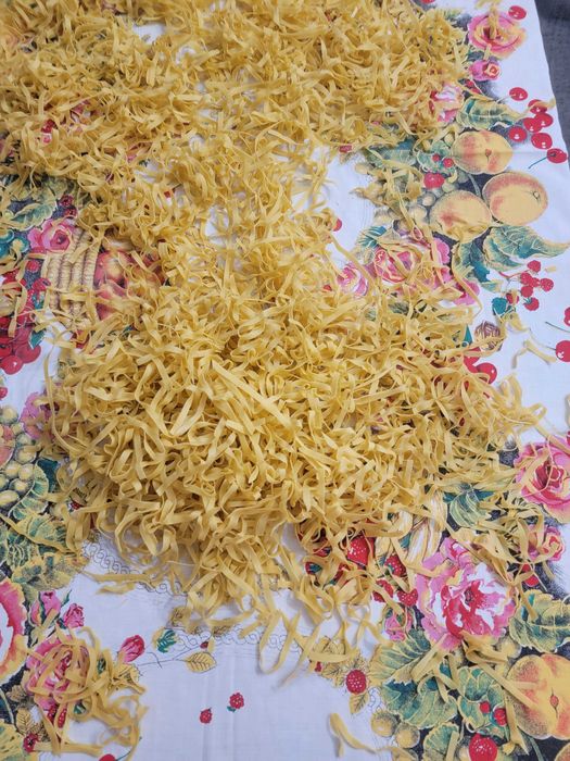 Paste de casa cu oua de prepelita 40 lei kg