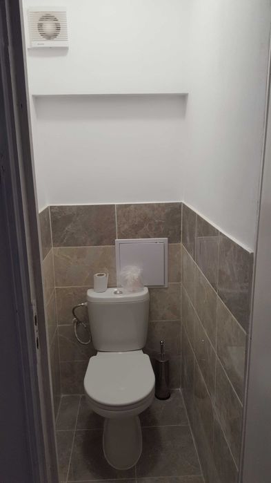 Дава се под наем Двустаен апартамент в Варна, Бизнес хотел - 64 кв.м за 338.64 € - Снимка #2