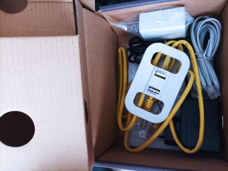 Продам модем роутер, торг