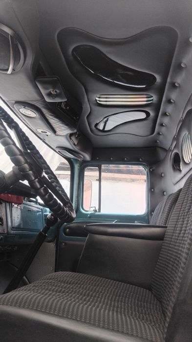 Зил бензовоз сотилади