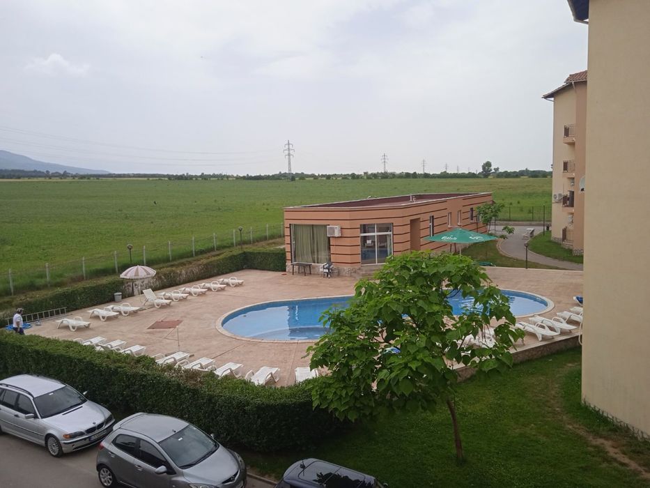 Двустаен апартамент под наем в нови хан , без комисионна .от собствени