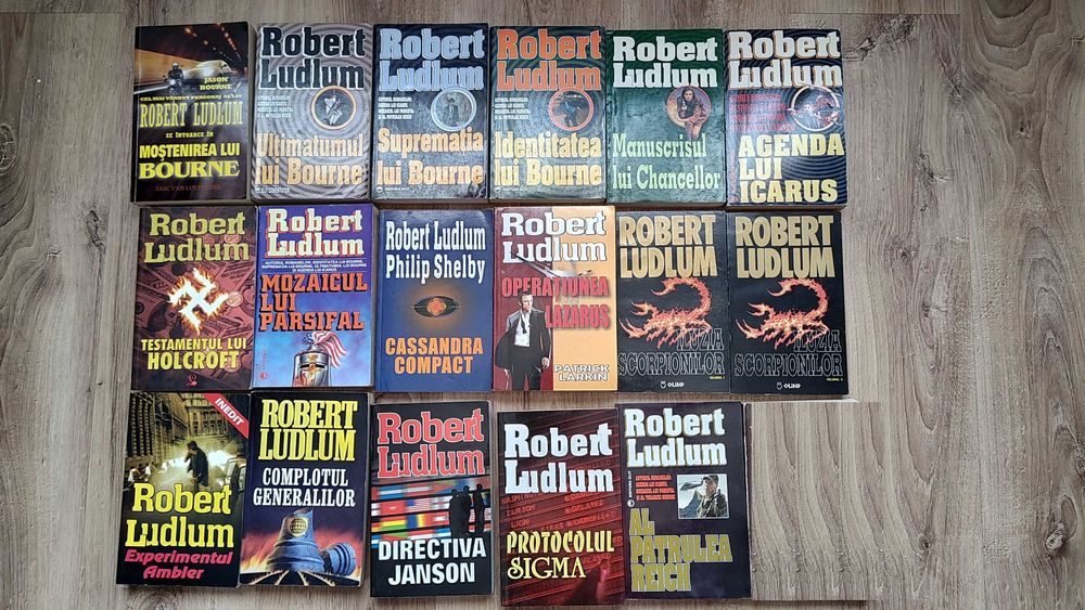 Robert Ludlum – set 34 romane, 35 vol., thriller
