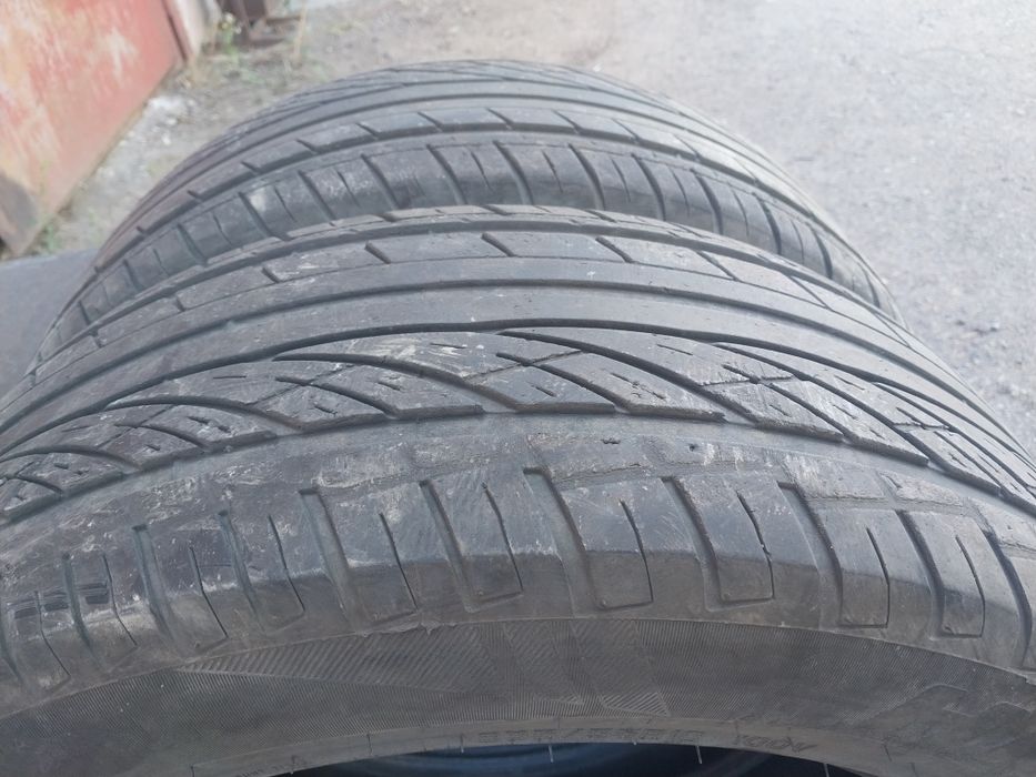 2 шины Hifly Китай 235 55 R18.
