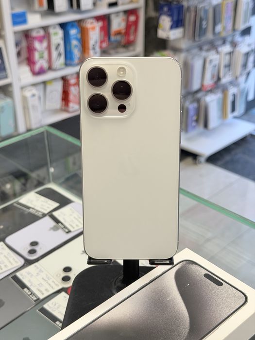 Apple iPhone 15 Pro Max 256GB White