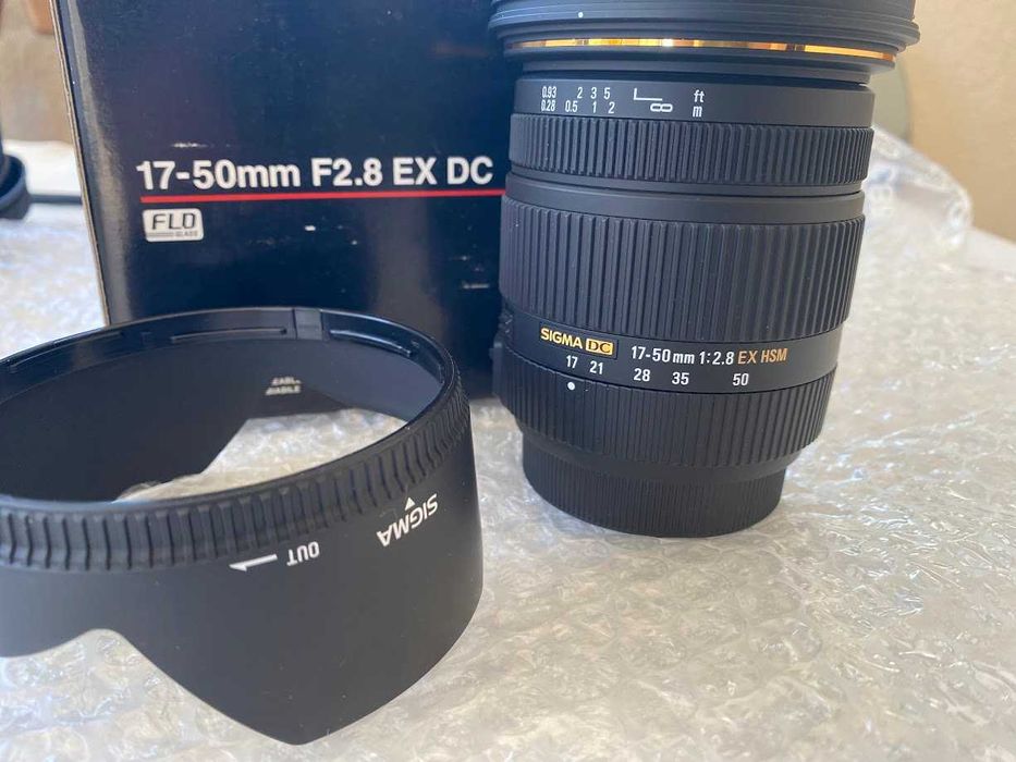 Sigma 17-50 mm F2.8 EX DC - pentru DSLR Sony A-mount