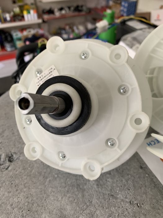 Angrenaj reductor 6 gauri masina spalat semiautomata albatros nou