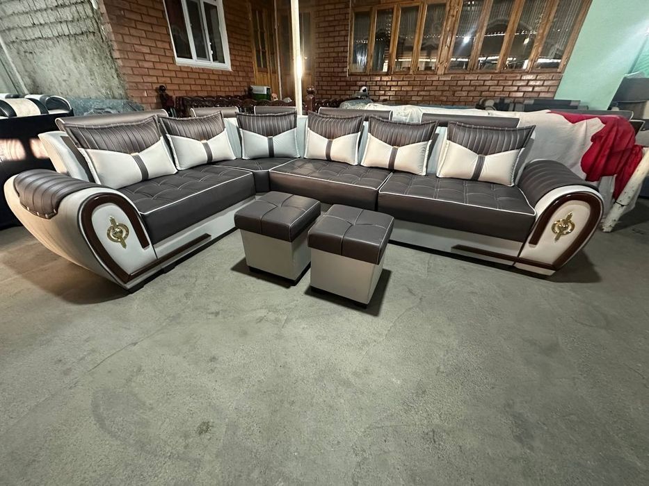 Sotiladi gostiniy ugolok