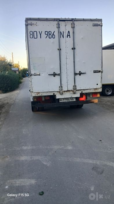 Isuzu furgon 2008