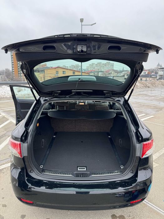 Toyota Avensis T27 – 1.8 VVT-i – 2011