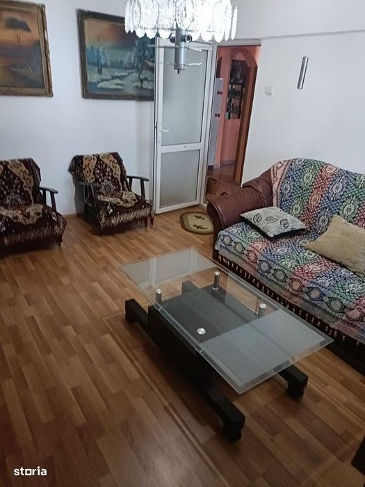 De vânzare apartament 2 camere decomandat Cartier Obor — fotografia 1