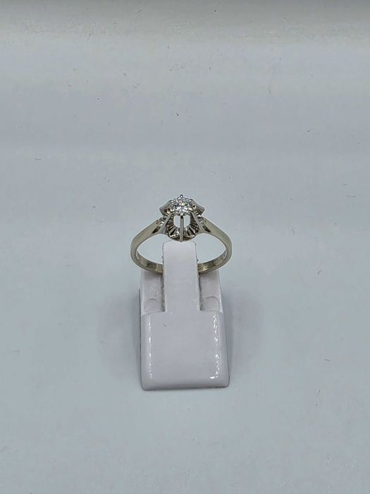 Inel din Aur 18K cu design modern