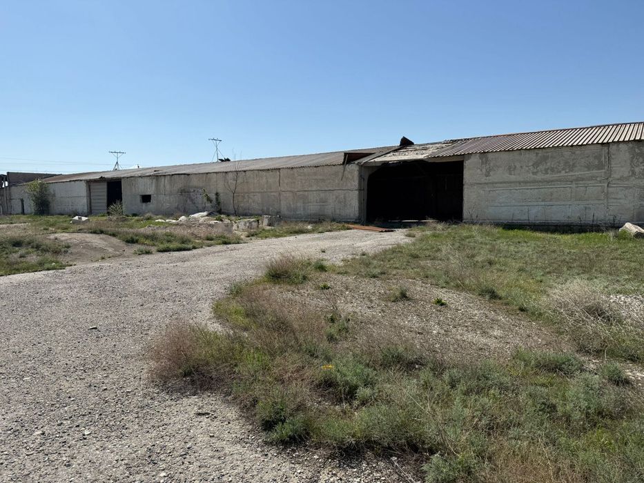 Продается база размером 1 га