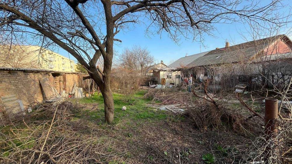 Продается дом с участком 4 сотки Военный городок 4 sotixli uy sotiladi