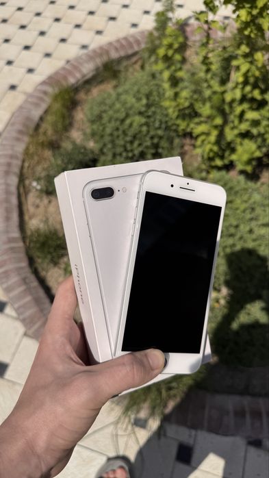 Iphone 8 plus 64gb